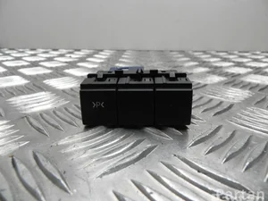 Peugeot 96656165XT 5008 2011 Commutateur multiple