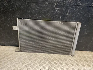 Land Rover EF771002 RANGE ROVER VELAR (L560) 2017 Radiateur Condenseur