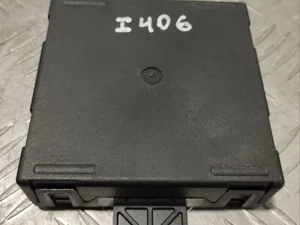 Maserati 68376186AB LEVANTE 2019 Unité de commande pour porte