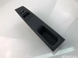 Toyota 74232-0D330 / 742320D330 YARIS (_P13_) 2014 Botón de elevación de ventanas