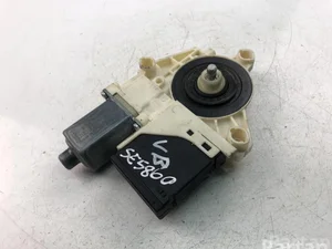 Renault 827310185R MEGANE III Hatchback (BZ0_) 2012 Window lifter motor