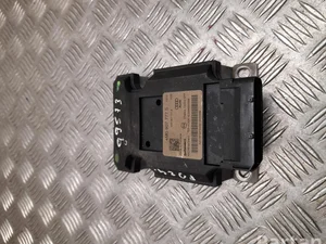 Volkswagen 4M0 907 777 S / 4M0907777S Touareg III CR 2024 Unité de contrôle de suspension pneumatique