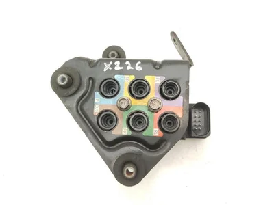 Porsche 970.358.153.23 / 97035815323 PANAMERA (970) 2015 Valve magnétique - Image 1