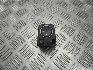 Kia 93530-J7000 / 93530J7000 PRO CEE'D  III (CD) 2021 Bouton de miroir électrique