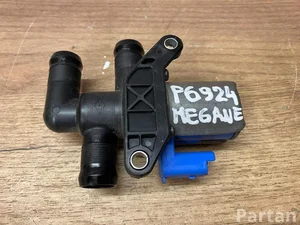 Renault 212301538R MEGANE E 2024 bomba de agua adicional