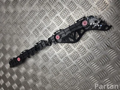Toyota 52576-47050 / 5257647050 Yaris Cross XP210 2022 Soporte del parachoques Right Rear - Imagen 1
