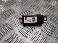 Polestar P8889071008 4 2025 Antennenverstärker