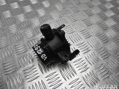 BMW 8650761 2 Gran Tourer (F46) 2018 Prise d'air / Conduit d'air d'admission - Image 1