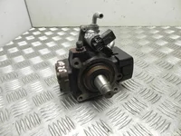 Volkswagen 03L 130 755 AN  / 03L130755AN PASSAT (362) 2013 Pompe d'alimentation