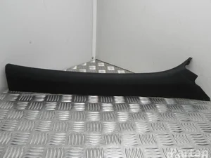 Mercedes-Benz A 204 690 22 26 / A2046902226 C-CLASS (W204) 2010 Tapisserie voiture right side