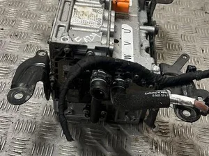 Volkswagen 4M6907080A Touareg III CR 2024 Onduleur avec convertisseur