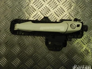 Mercedes-Benz A 204 760 05 34 / A2047600534 C-CLASS (W204) 2012 Poignée de porte