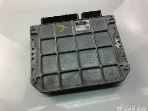 Toyota 89661-0Z760 / 896610Z760 AURIS (_E18_) 2014 Unidad de control del motor
