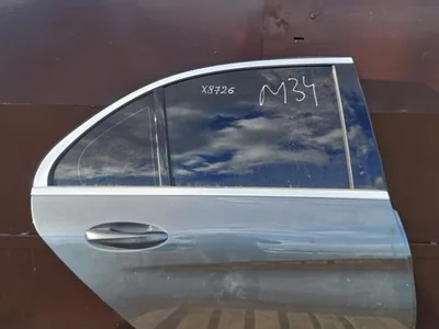 Mercedes-Benz KLASA C (W205) 2016 Drzwi z tyłu po prawej - Obraz 1