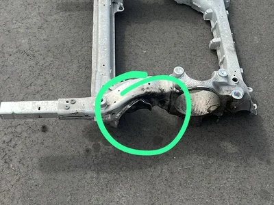 Mercedes-Benz A2936200500, A2056210200 EQC (N293) 2020 traverser - Image 1