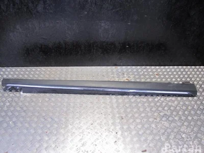 Mercedes-Benz A166 608 00 54 / A1666080054 M-CLASS (W166) 2014 Garniture de seuil  - Image 1