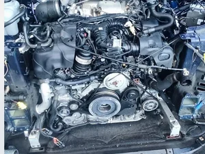 Audi DHXA Q7 (4M) 2019 Visas variklis