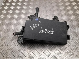 Toyota 82111F4S80, 82641-47050-A / 82111F4S80, 8264147050A PRIUS (_W5_) 2017 Boîte à fusibles