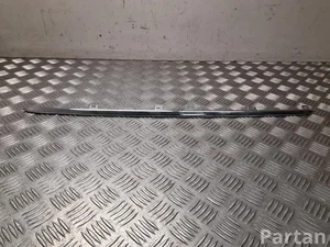 Mercedes-Benz A 177 885 27 03 / A1778852703 A-CLASS V177 2020 Sonstige Veredelungsdetail