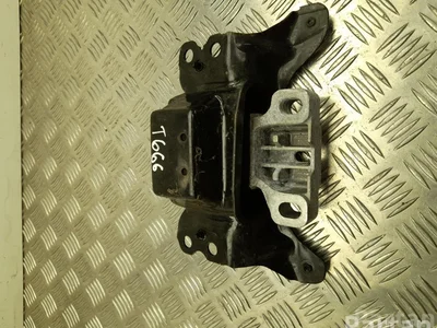 Volkswagen 5Q0199555BD T-Roc (A11/AC7) 2018 Support moteur - Image 1