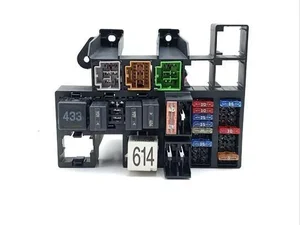 Porsche 981.612.850.01, 981.610.107.00 / 98161285001, 98161010700 BOXSTER (981) 2013 Fuse Box