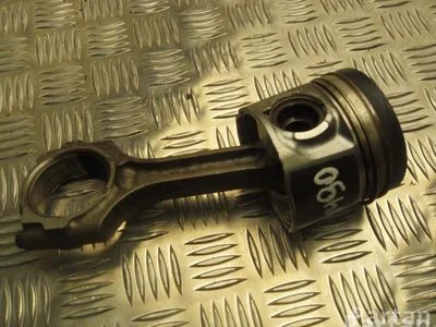 Honda RLO17 CR-V III (RE_) 2011 Piston - Image 1