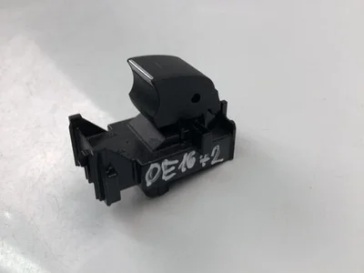 Toyota 193354 C-HR (_X1_) 2020 Bouton de lève-vitre - Image 1