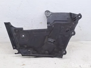 Mercedes-Benz A2056200140 KLASA C (W205) 2015 Inne części silnika