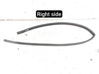 Aston Martin MY83-25324, AM800/MY83-25324 / MY8325324, AM800MY8325324 DBX 2021 Door Seal Right Front