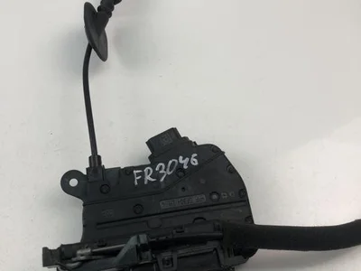 Renault 825037100R ZOE (BFM_) 2014 Замок двери - Изображение 1