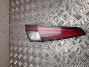 Toyota 81590-47020 / 8159047020 PRIUS (_W5_) 2016 Feu arrière