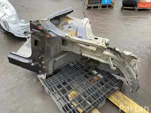 Ford USA Mustang Mach-E 2022 Cuarto cuerpo del coche Right Front