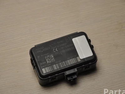 Land Rover FK7215K602BA DISCOVERY SPORT (L550) 2016 Unité de contrôle pour l'accès et l'autorisation de démarrage (kessy) - Image 1