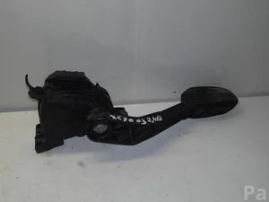 Volvo 30636006 XC70 CROSS COUNTRY 2003 Pédale d'accélérateur