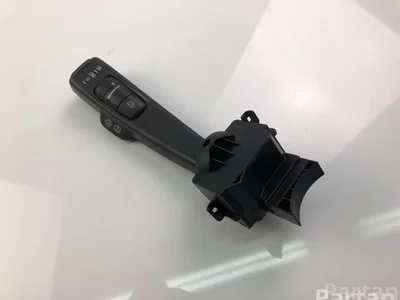 Volvo 17D770 V50 (MW) 2010 Bouton multifonction pour volant - Image 1