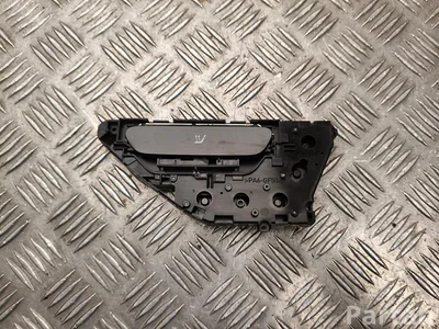 Mercedes-Benz A 206 900 73 08 / A2069007308 EQE SUV (X294) 2023 Switch for seat heating - Image 1