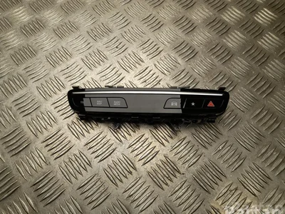 Mercedes-Benz A2939055300 EQC (N293) 2022 Commutateur multiple - Image 1