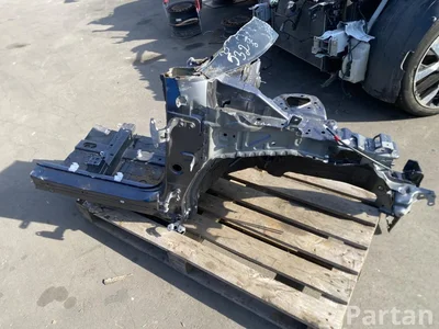 Lexus LBX 2025 Body quarter Right Front - Image 1