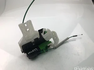 Hyundai 81310-3Z000 / 813103Z000 i40 CW (VF) 2014 Serrure de porte