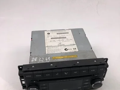 Dodge 05064053AJ NITRO 2008 Radio / lecteur CD - Image 1