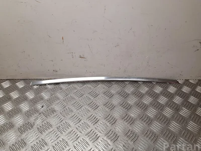 Jaguar GX63-255A60-AA / GX63255A60AA XF (X260) 2017 Décoration de cadre de verre porte - Image 1