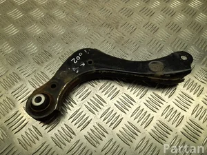 Toyota LB RAV 4 V 2020 Przód Wahacz poprzeczny góra prawa strona lewa strona