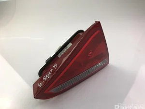 Audi 8T0945093 A5 (8T3) 2010 Feu de freinage