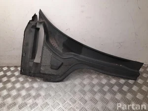 Audi 82B 819 404 B / 82B819404B A1 Sportback 2019 Wiper Trim