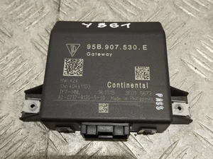 Porsche 95B907530E CAYENNE (92A) 2016 Interface de diagnostic (passerelle)