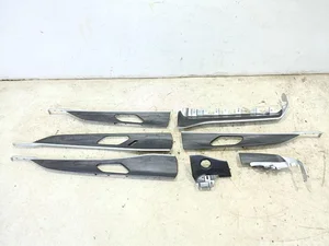 Jeep C000790TRMAF, C000789TRMAF, 6TV351AAAB, 68379052AB, P68379052AB, 68379051AB, P68379051AB, 68379053AB GRAND CHEROKEE V (WL) 2023 Autres pièces intérieures