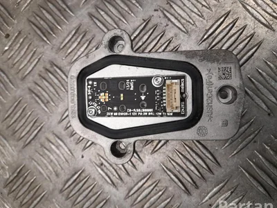 Mercedes-Benz 12130090590 GLC X254 2024 Unité de contrôle de la lumière - Image 1