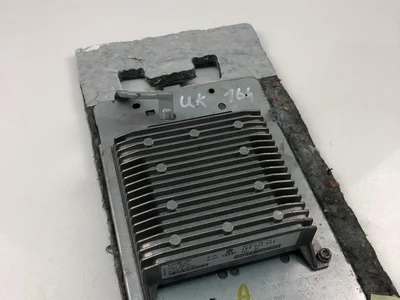 Volkswagen 8K0035456 TIGUAN (5N_) 2010 Amplificateur audio - Image 1