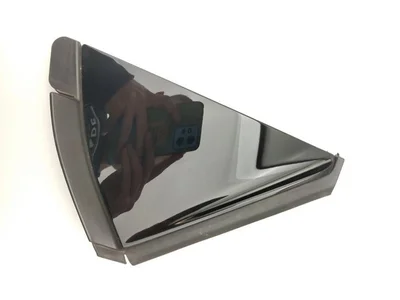 Chevrolet 84833121, 84181303 Corvette (C8) 2021 Vitre latérale fixe - Image 1