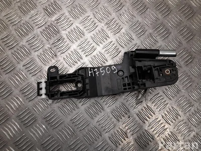 Lexus ES VII XZ10 2021 Durų rankenėlė kairysis galinis - Paveiksliukas 1